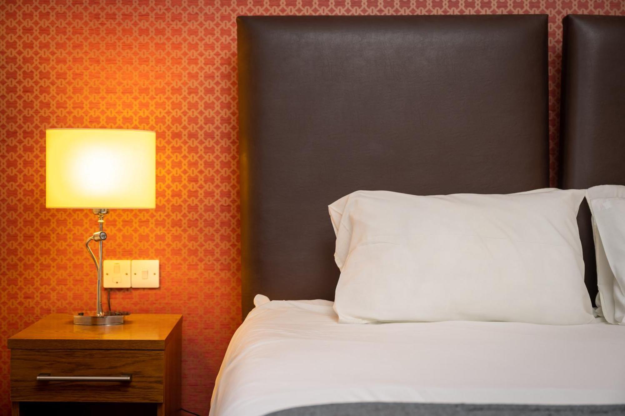 אדינבורו Hampton Hotel By Greene King Inns מראה חיצוני תמונה