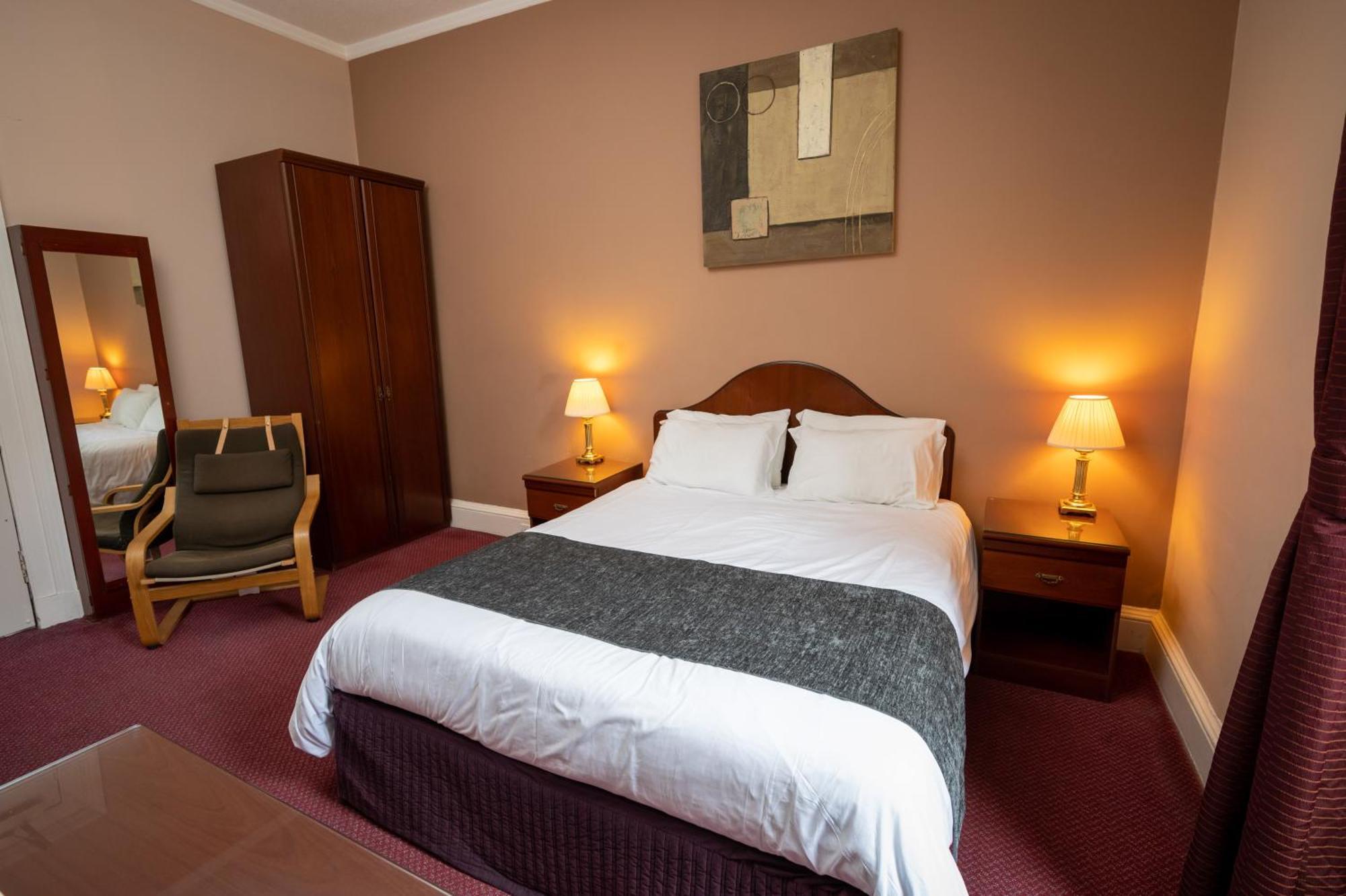 אדינבורו Hampton Hotel By Greene King Inns מראה חיצוני תמונה